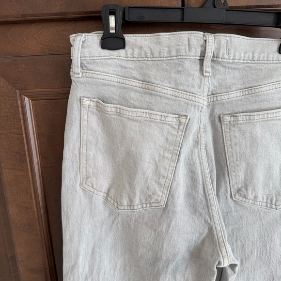 Abercrombie & Fitch Women’s Stone Gray Straight Jeans - Picture 4 of 5